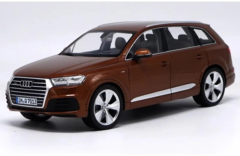 [Minichamps] 1:18 Audi 2015 Q7 Brown Model Car Die-Cast