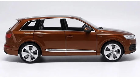 [Minichamps] 1:18 Audi 2015 Q7 Brown Model Car Die-Cast
