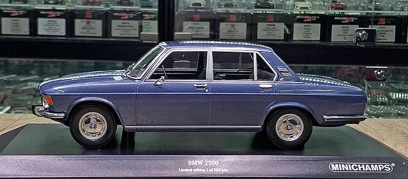 [Minichamps] 1:18 BMW 1968 2500 E3 Blue Model Car Resin