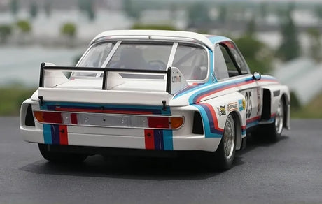 [Minichamps] 1:18 BMW 1975 3.0 CSL #25 Model Car Resin / Closed Body