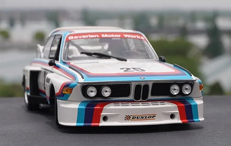 [Minichamps] 1:18 BMW 1975 3.0 CSL #25 Model Car Resin / Closed Body