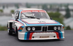 [Minichamps] 1:18 BMW 1975 3.0 CSL #25 Model Car Resin / Closed Body