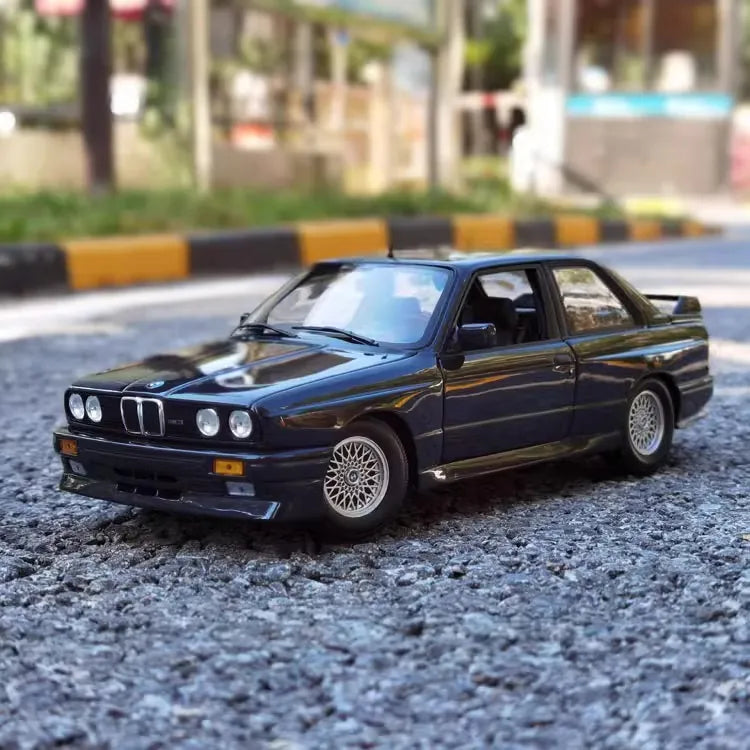 [Minichamps] 1:18 BMW 1987 E30 M3 Black Model Car Die-Cast