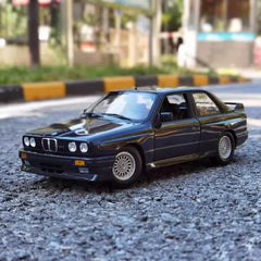 [Minichamps] 1:18 BMW 1987 E30 M3 Black Model Car Die-Cast