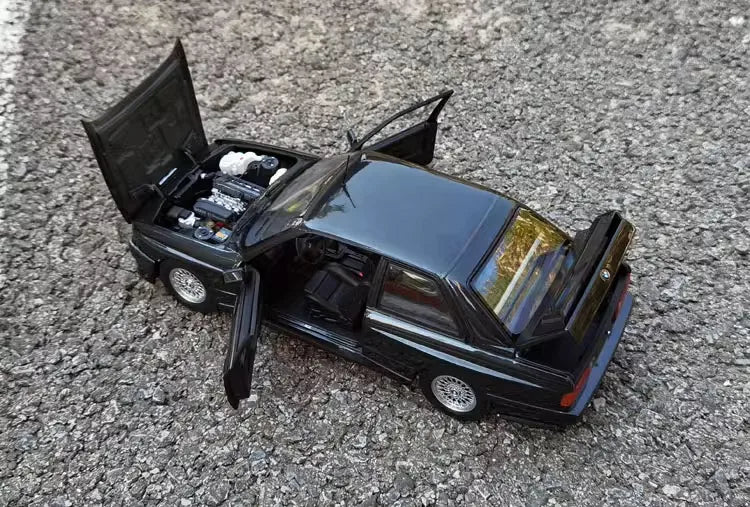 [Minichamps] 1:18 BMW 1987 E30 M3 Black Model Car Die-Cast