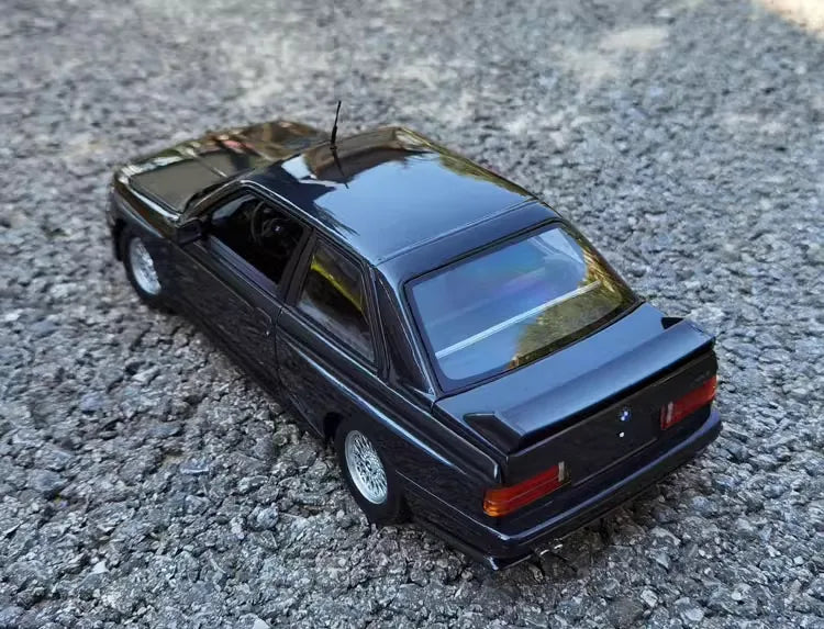 [Minichamps] 1:18 BMW 1987 E30 M3 Black Model Car Die-Cast