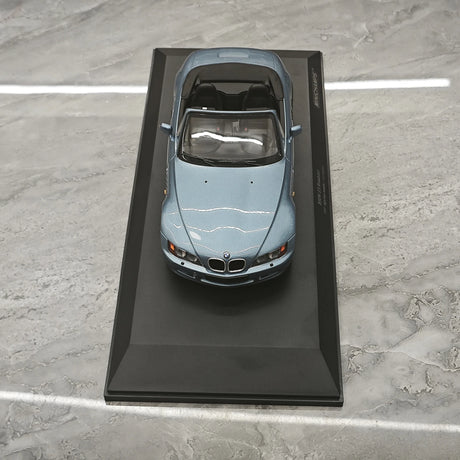 Minichamps BMW 1997 Z3 Roadster بلو 1:18 – نموذج راتنج قابل للجمع
