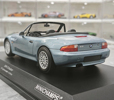 Minichamps BMW 1997 Z3 Roadster بلو 1:18 – نموذج راتنج قابل للجمع