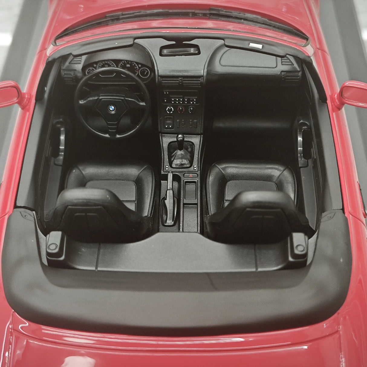 Minichamps BMW 1997 Z3 Roadster Red 1:18 – Resina da collezione in resina