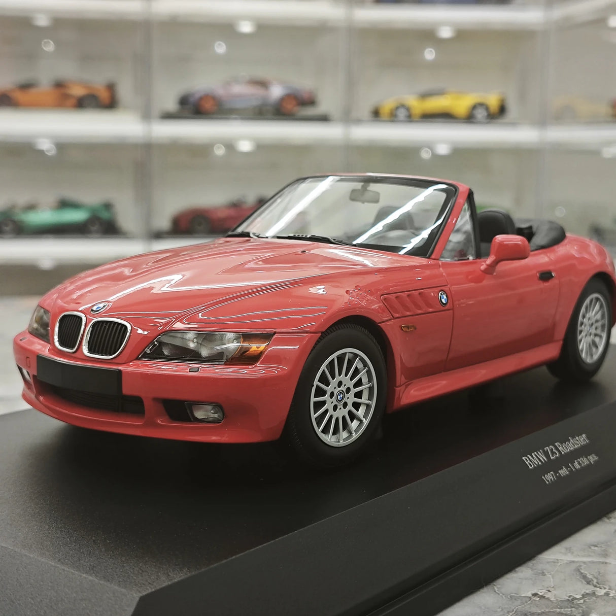 Minichamps BMW 1997 Z3 Roadster Red 1:18 – Resina da collezione in resina