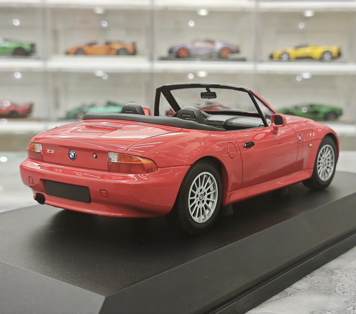 Minichamps BMW 1997 Z3 Roadster Red 1:18 – Resina da collezione in resina