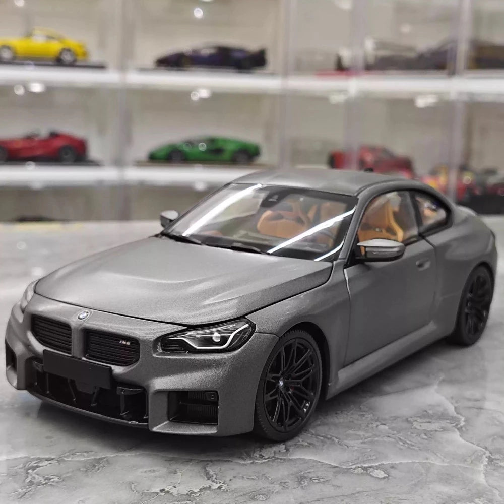 [Minichamps] 1:18 BMW 2023 G87 M2 grigio modellino di auto Die-Cast