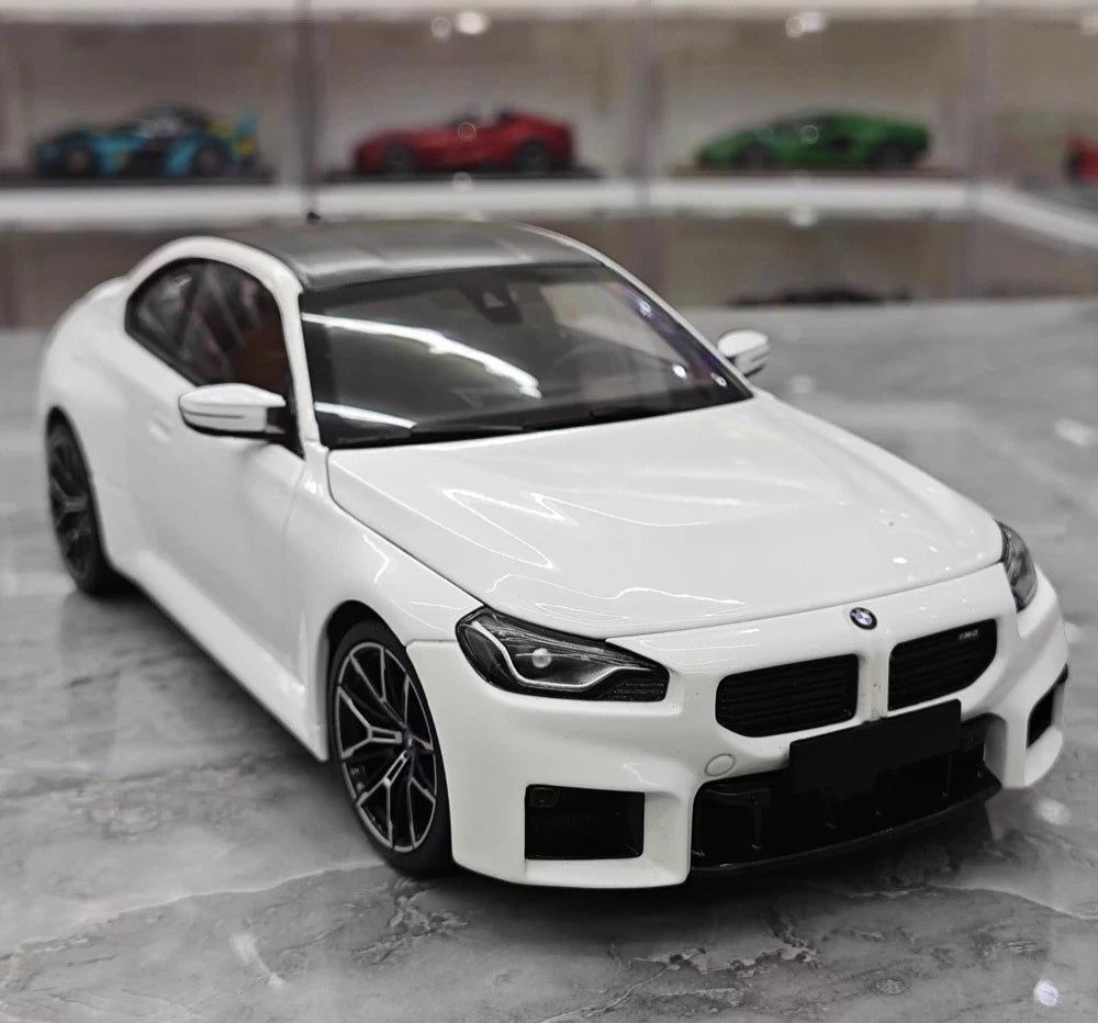 [Minichamps] 1:18 BMW 2023 G87 M2 White Model Car Die-Cast