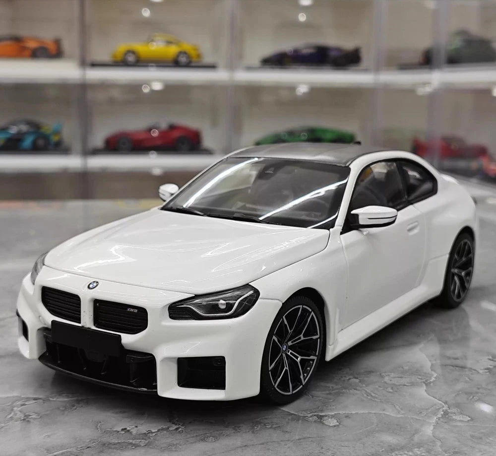 [Minichamps] 1:18 BMW 2023 G87 M2 White Model Car Die-Cast