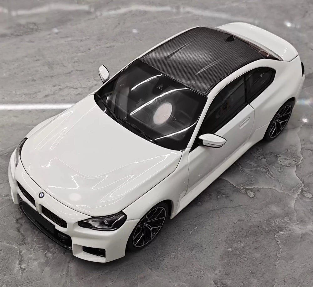 [Minichamps] 1:18 BMW 2023 G87 M2 White Model Car Die-Cast