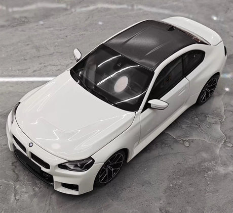 [Minichamps] 1:18 BMW 2023 G87 M2 valkoinen pienoismalli Die-Cast