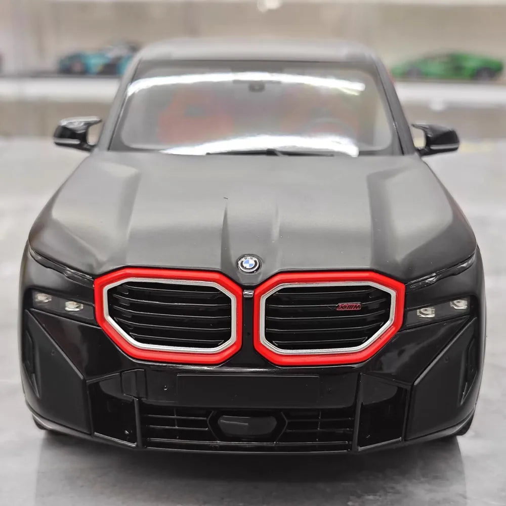 [Minichamps] 1:18 BMW 2023 XM Black Model Car Die-Cast