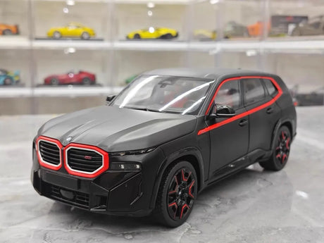 [Minichamps] 1:18 BMW 2023 XM Black Model Car Die-Cast
