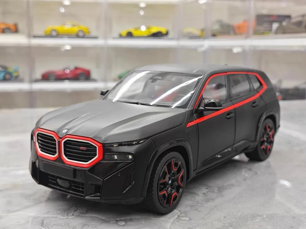 [Minichamps] 1:18 BMW 2023 XM Black Model Car Die-Cast