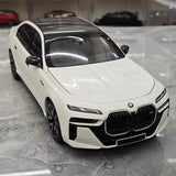 [Minichamps] 1:18 BMW 2024 G70 i7 White Model Car Die-Cast