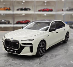 [Minichamps] 1:18 BMW 2024 G70 i7 White Model Car Die-Cast