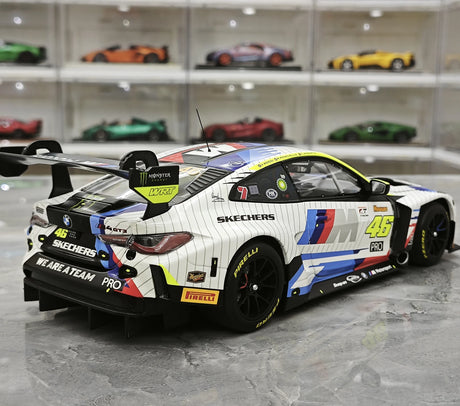 BMW 2025 M4 GT3 Team WRT #46 1:18 12H Bathurst modello da collezione pressofuso di Minichamps - vista 8