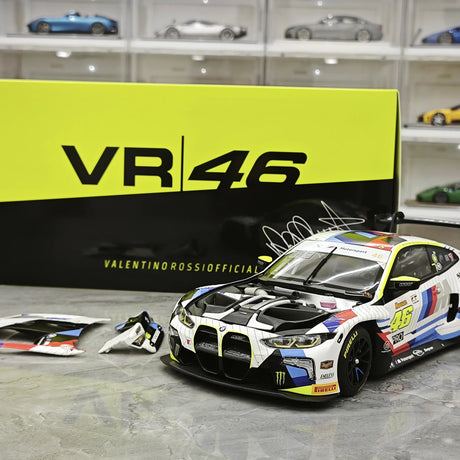 BMW 2025 M4 GT3 Team WRT #46 1:18 modello da collezione in metallo pressofuso di Minichamps - vista 15