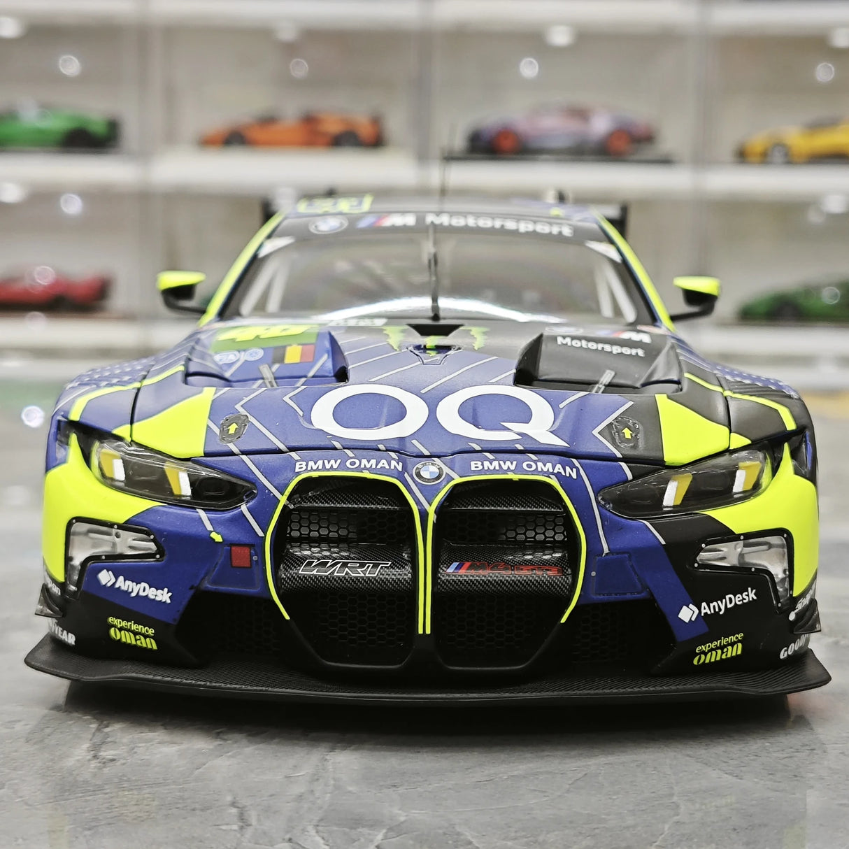 BMW 2025 M4 GT3 EVO Team WRT #46 1:18 Pole Position 6H modello da collezione Imola in metallo pressofuso di Minichamps - vista 1