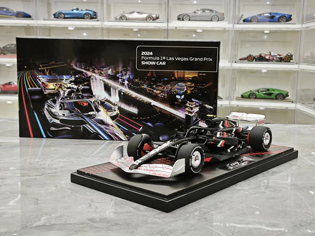 Minichamps Formel 1 2024 Las Vegas GP Show Car 1:18 – Sammelobjekt-Resin-Modell F1 Modellauto