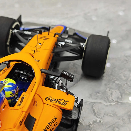 1:18 McLaren 2021 MCL35M #4 Italian GP Lando Norris F1 model car by Minichamps - view 13