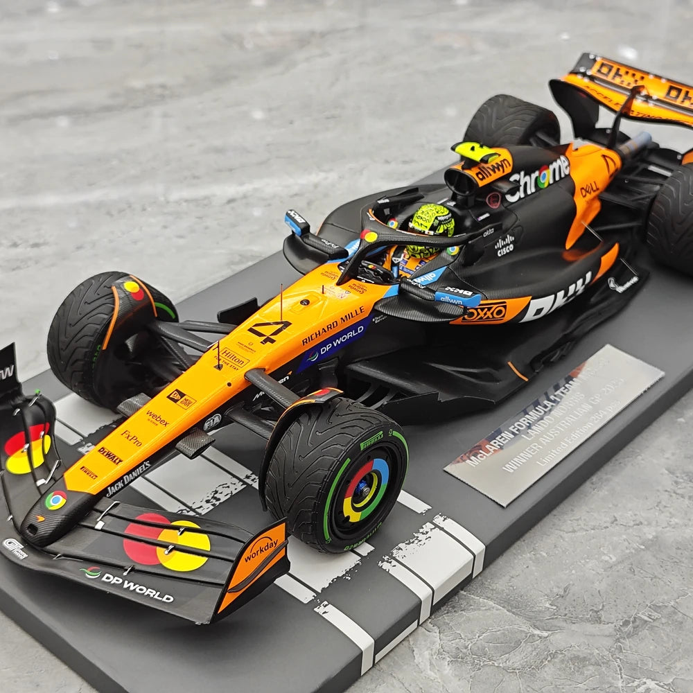 1:18 McLaren 2025 MCL39 #4 Australian GP model car by Minichamps - view 4