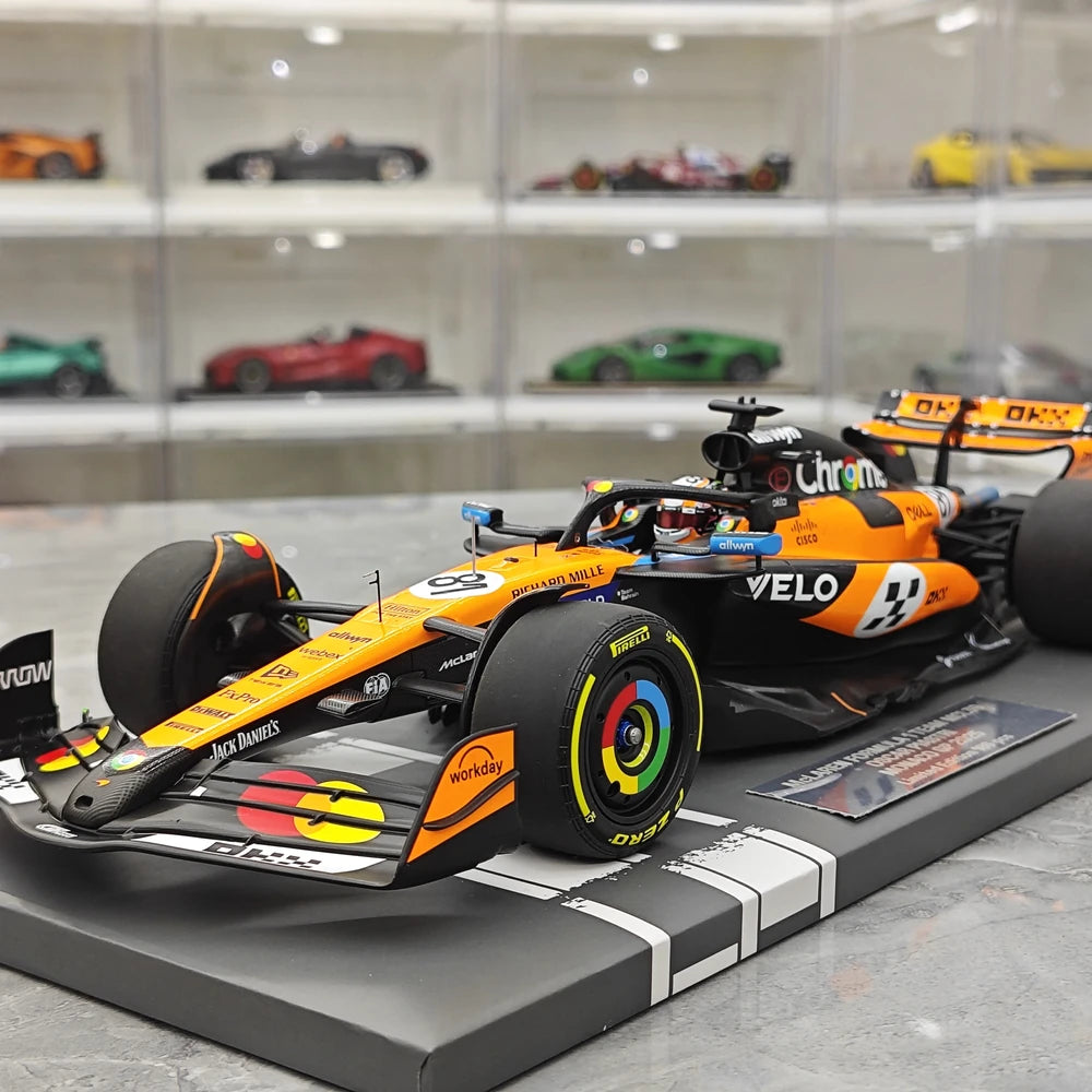 1:18 McLaren 2025 MCL39 #81 Monaco GP model car by Minichamps - view 3
