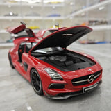 [Minichamps] 1:18 Mercedes-AMG 2013 SLS Black Series Red Model Car Die-Cast