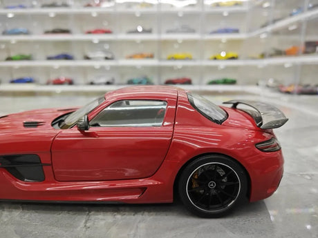 [Minichamps] 1:18 Mercedes-AMG 2013 SLS Black Series Red Model Car Die-Cast