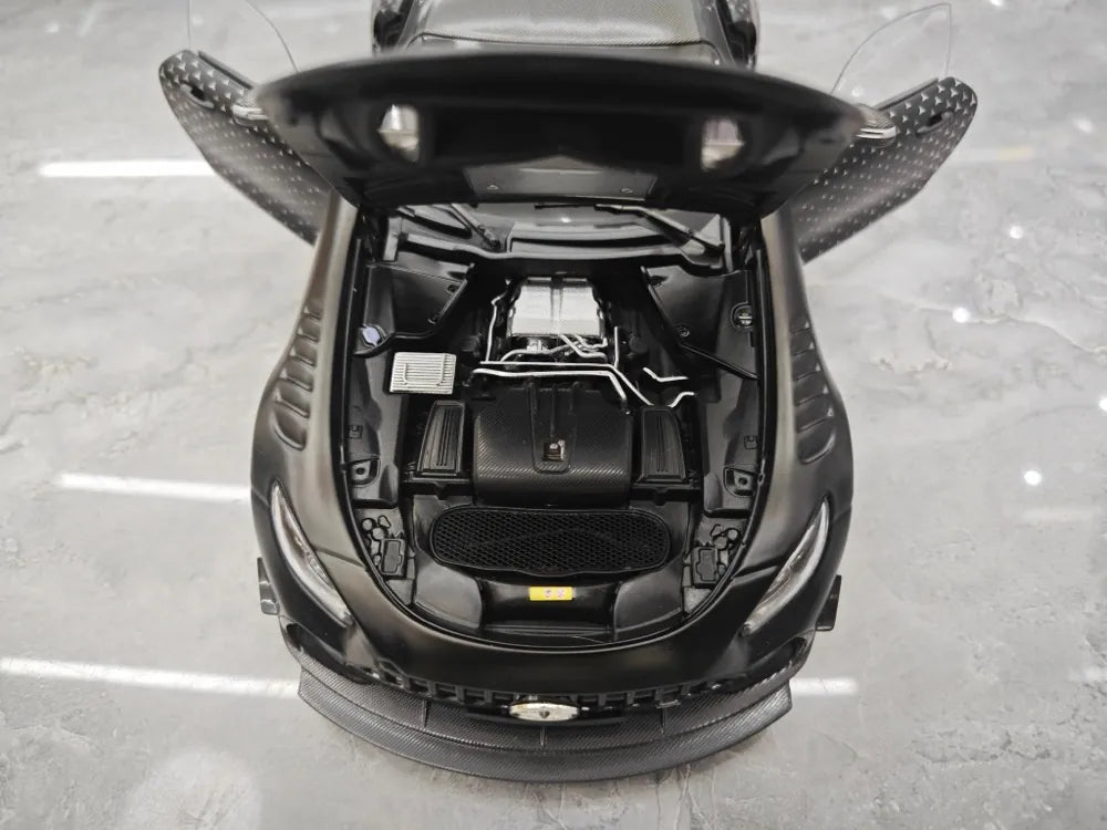 [Minichamps] 1:18 Mercedes-AMG 2020 GT Black Series Black Model Car Die-Cast