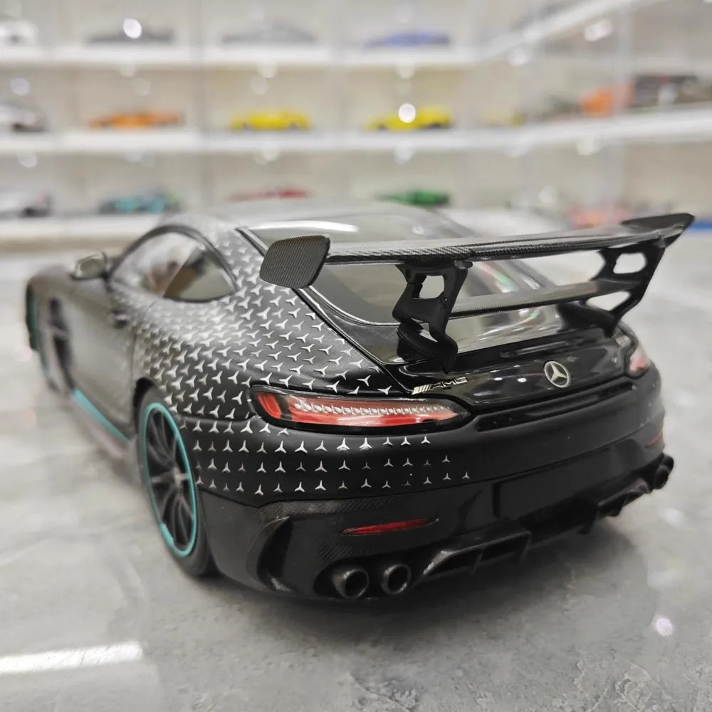 [Minichamps] 1:18 Mercedes-AMG 2020 GT Black Series Black Model Car Die-Cast