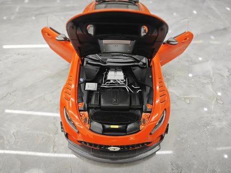 [Minichamps] 1:18 Mercedes-AMG 2020 GT Black Series Orange Model Car Die-Cast