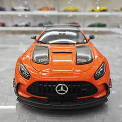 [Minichamps] 1:18 Mercedes-AMG 2020 GT noir Series orange voiture miniature Die-Cast