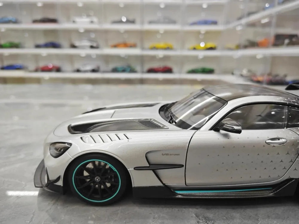 [Minichamps] 1:18 Mercedes-AMG 2020 GT noir Series argent voiture miniature Die-Cast