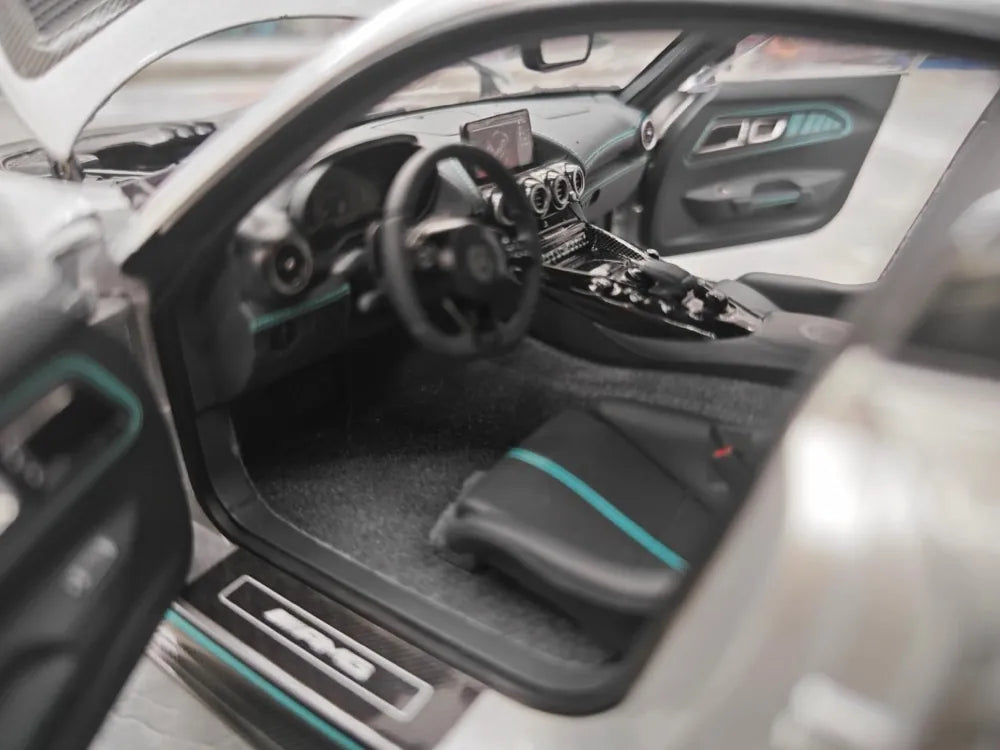 [Minichamps] 1:18 Mercedes-AMG 2020 GT Black Series Silver Model Car Die-Cast