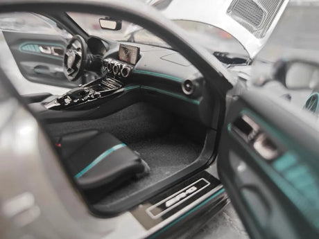 [Minichamps] 1:18 Mercedes-AMG 2020 GT Black Series Silver Model Car Die-Cast