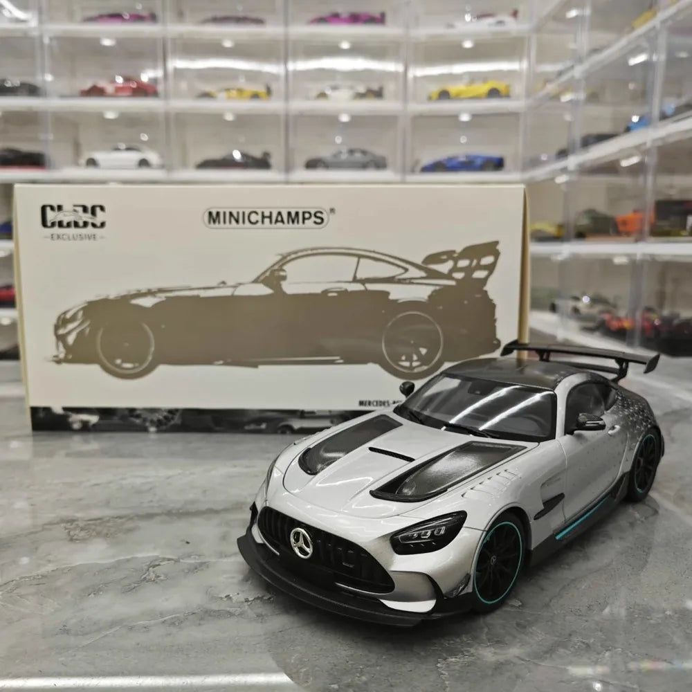 [Minichamps] 1:18 Mercedes-AMG 2020 GT noir Series argent voiture miniature Die-Cast