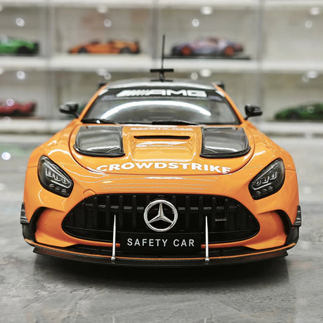 [Minichamps] 1:18 Mercedes-AMG 2021 GT Black Series Safety Car Modello Magma Beam Car Pressofuso