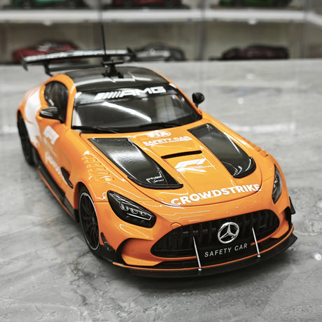 [Minichamps] 1:18 Mercedes-AMG 2021 GT Black Series Safety Car Modello Magma Beam Car Pressofuso