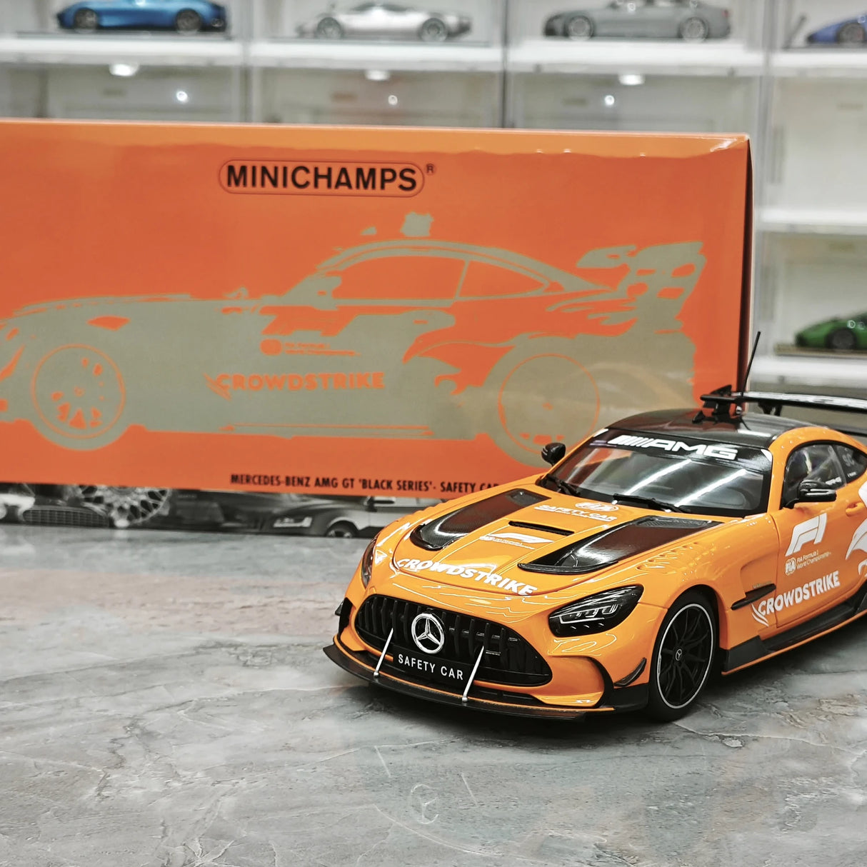 [Minichamps] 1:18 Mercedes-AMG 2021 GT Black Series Safety Car Modello Magma Beam Car Pressofuso