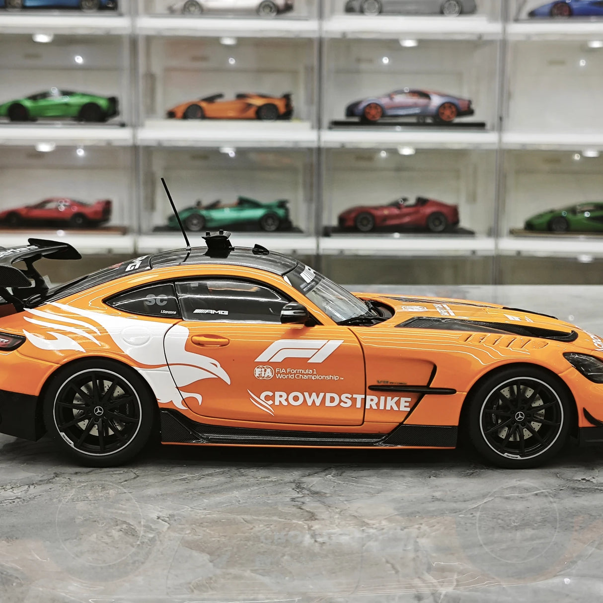 [Minichamps] 1:18 Mercedes-AMG 2021 GT Black Series Safety Car Modello Magma Beam Car Pressofuso