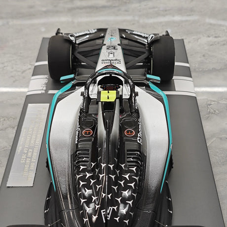 1:18 Mercedes-AMG 2025 F1 W16 #12 kanadischer GP Andrea Kimi Antonelli F1 Harzmodellauto von Minichamps - Ansicht 12