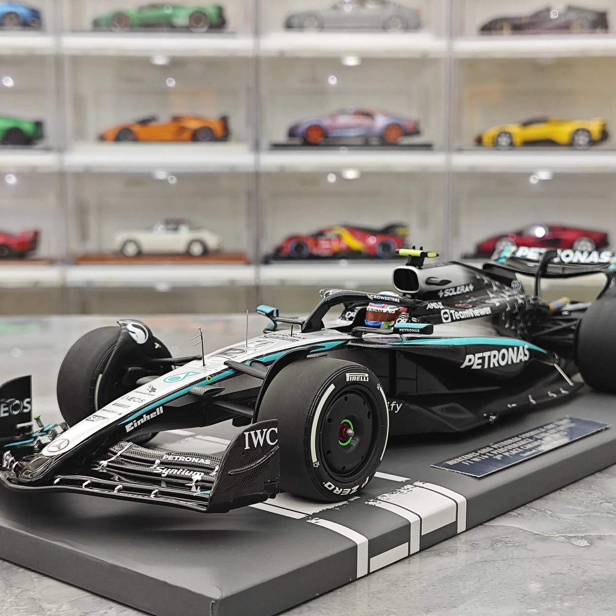 1:18 Mercedes-AMG 2025 F1 W16 #12 캐나다 GP 안드레아 키미 안토넬리 F1 Minichamps 제작 레진 모델 자동차 - 뷰 3