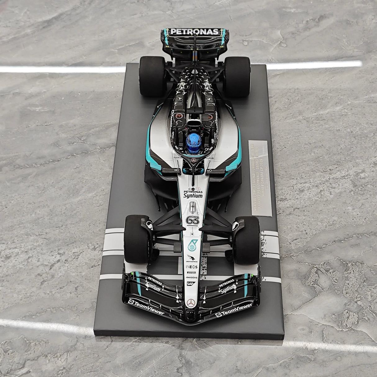 1:18 Mercedes-AMG 2025 F1 W16 #63 캐나다산 GP 조지 러셀 F1 Minichamps 의 레진 모델 카 - 뷰 2