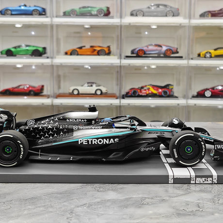 1:18 Mercedes–AMG 2025 F1 W16 #63 kanadischer GP George Russell F1 Harzmodellauto von Minichamps – Ansicht 9